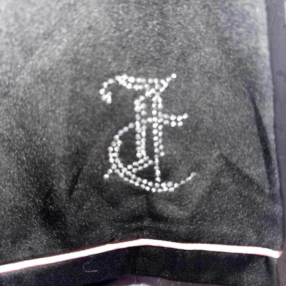 Juicy Couture 2 pajama sets - Picture 5 of 11